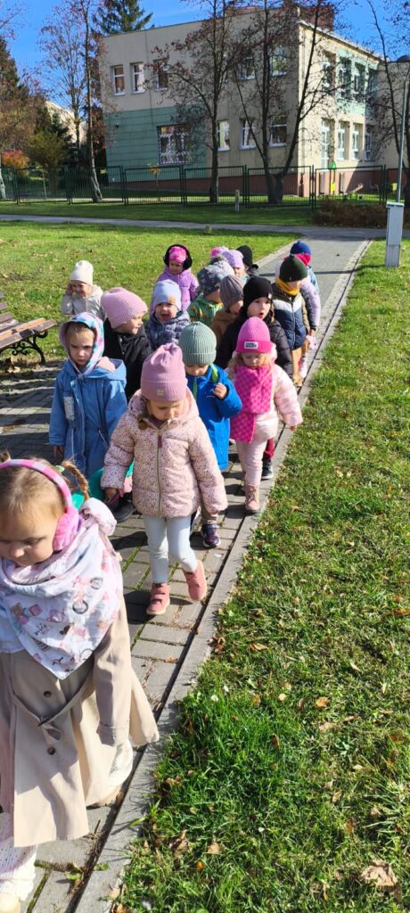 Jesienne zabawy na świeżym powietrzu