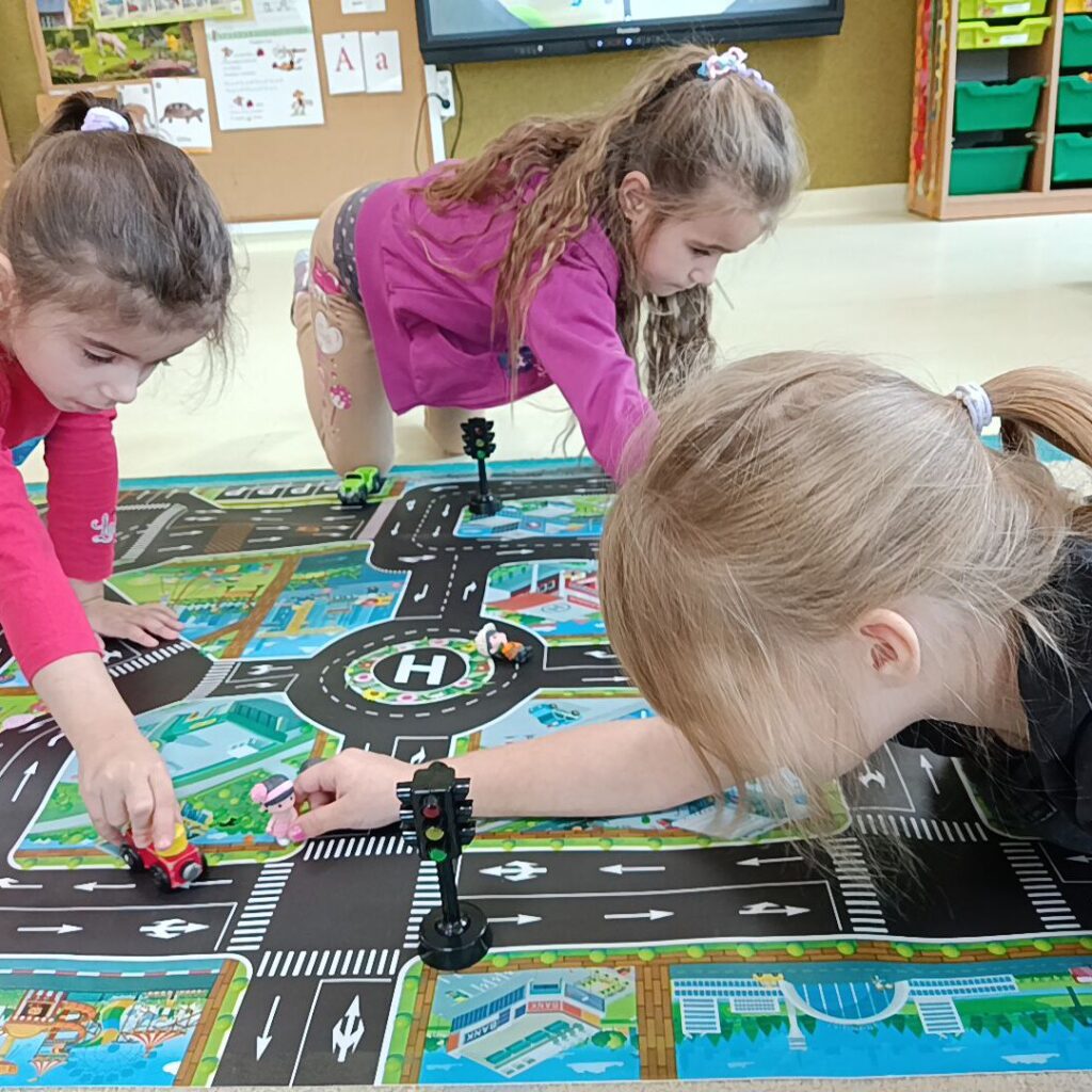 BEZPIECZNI NA ULICY -GRUPA TYGRYSKI 