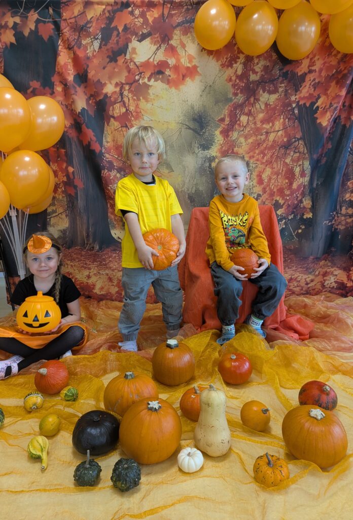 DZIEŃ DYNI GRUPA TYGRYSKI 