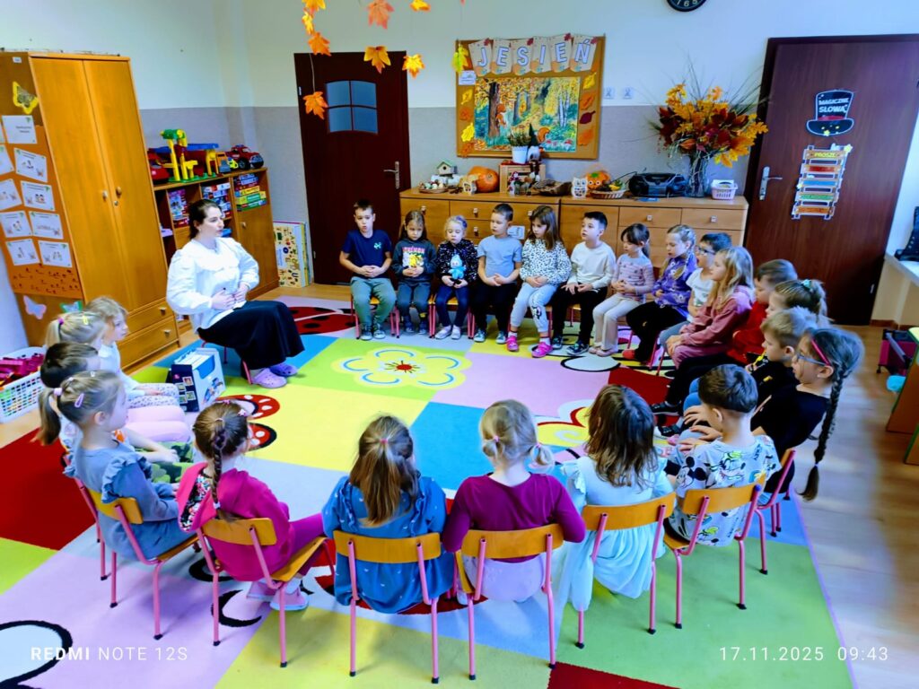 "Mistrz Historyjek" warsztaty logopedyczne w grupie "Motylki".