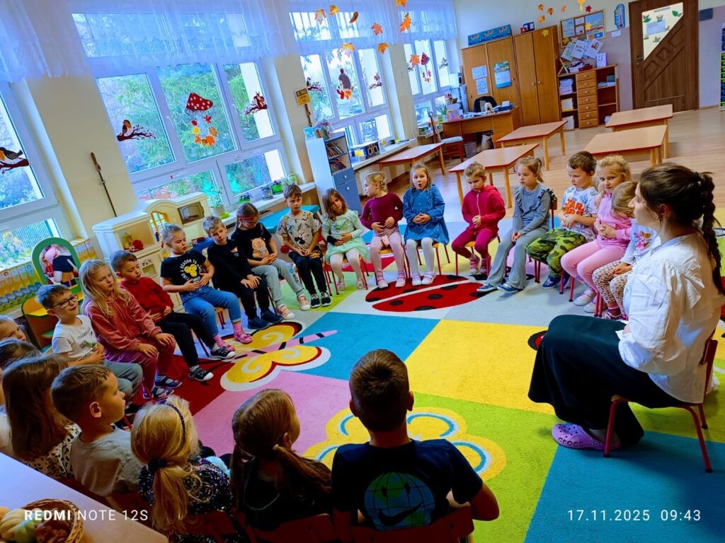 "Mistrz Historyjek" warsztaty logopedyczne w grupie "Motylki".