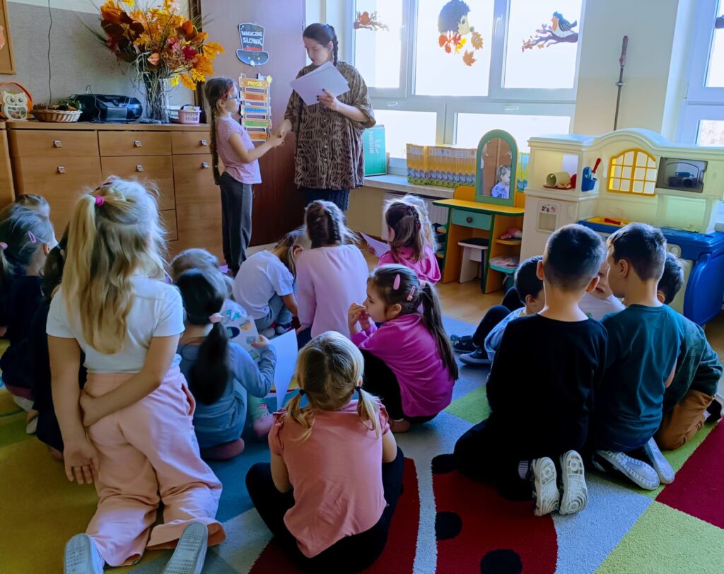 "Mistrz Historyjek" warsztaty logopedyczne w grupie "Motylki".