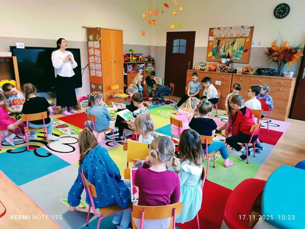 "Mistrz Historyjek" warsztaty logopedyczne w grupie "Motylki".