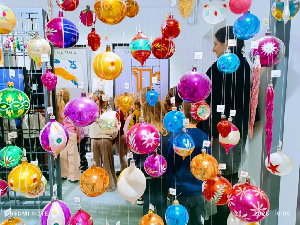 Wycieczka do Fabryki Bombek w Staszowie. Grupa "Motylki".