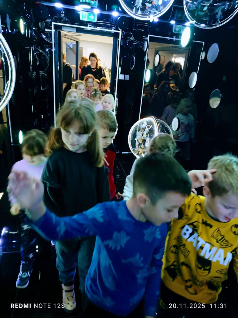 Wycieczka do Fabryki Bombek w Staszowie. Grupa "Motylki".