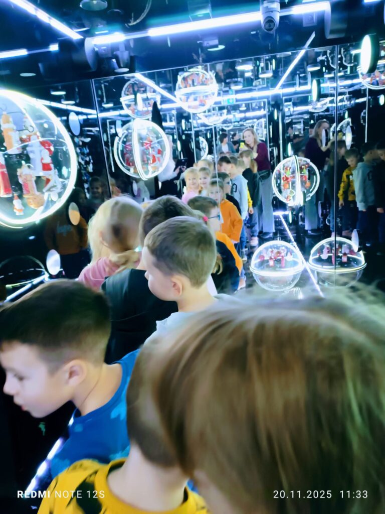 Wycieczka do Fabryki Bombek w Staszowie. Grupa "Motylki".