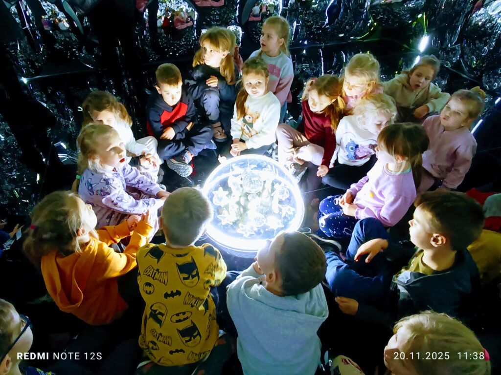 Wycieczka do Fabryki Bombek w Staszowie. Grupa "Motylki".