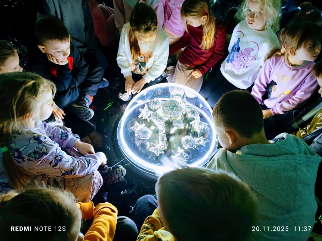 Wycieczka do Fabryki Bombek w Staszowie. Grupa "Motylki".