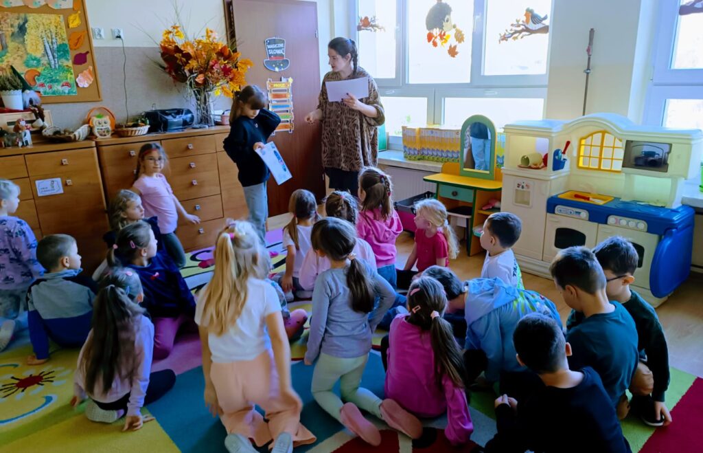 "Mistrz Historyjek" warsztaty logopedyczne w grupie "Motylki".