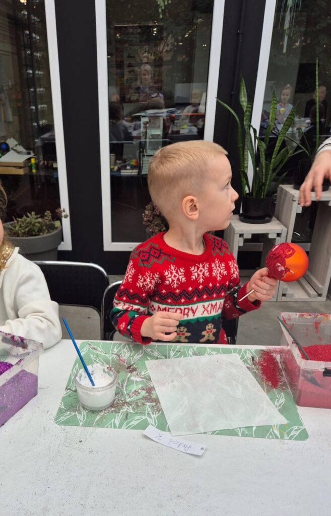 Wycieczka do Fabryki Bombki w Staszowie. Grupa "Wiewiórki".