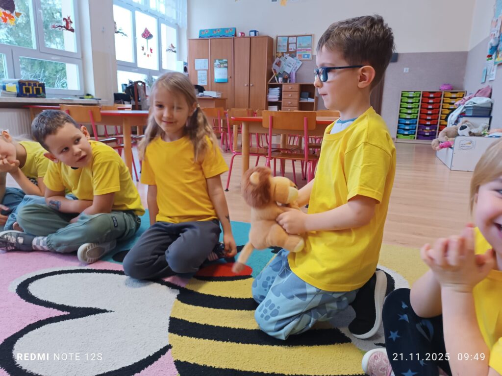 Dzieci z grupy "Motylki" obchodziły Dzień Życzliwości.