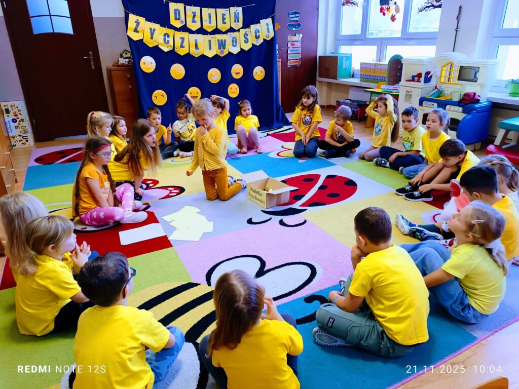 Dzieci z grupy "Motylki" obchodziły Dzień Życzliwości.