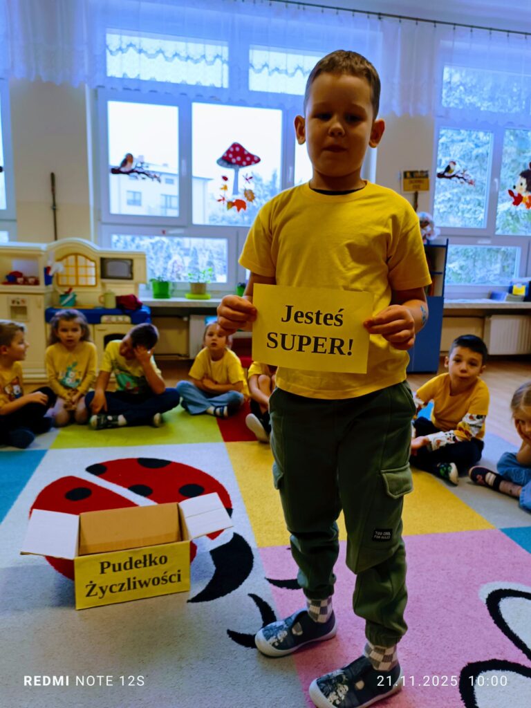 Dzieci z grupy "Motylki" obchodziły Dzień Życzliwości.
