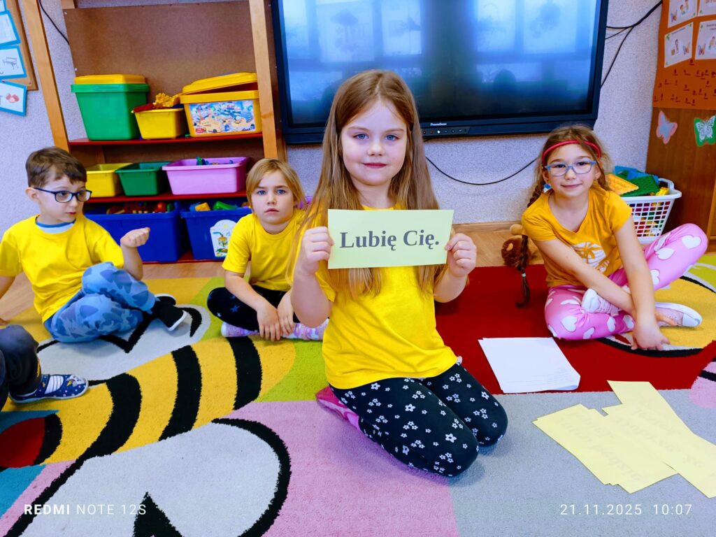 Dzieci z grupy "Motylki" obchodziły Dzień Życzliwości.