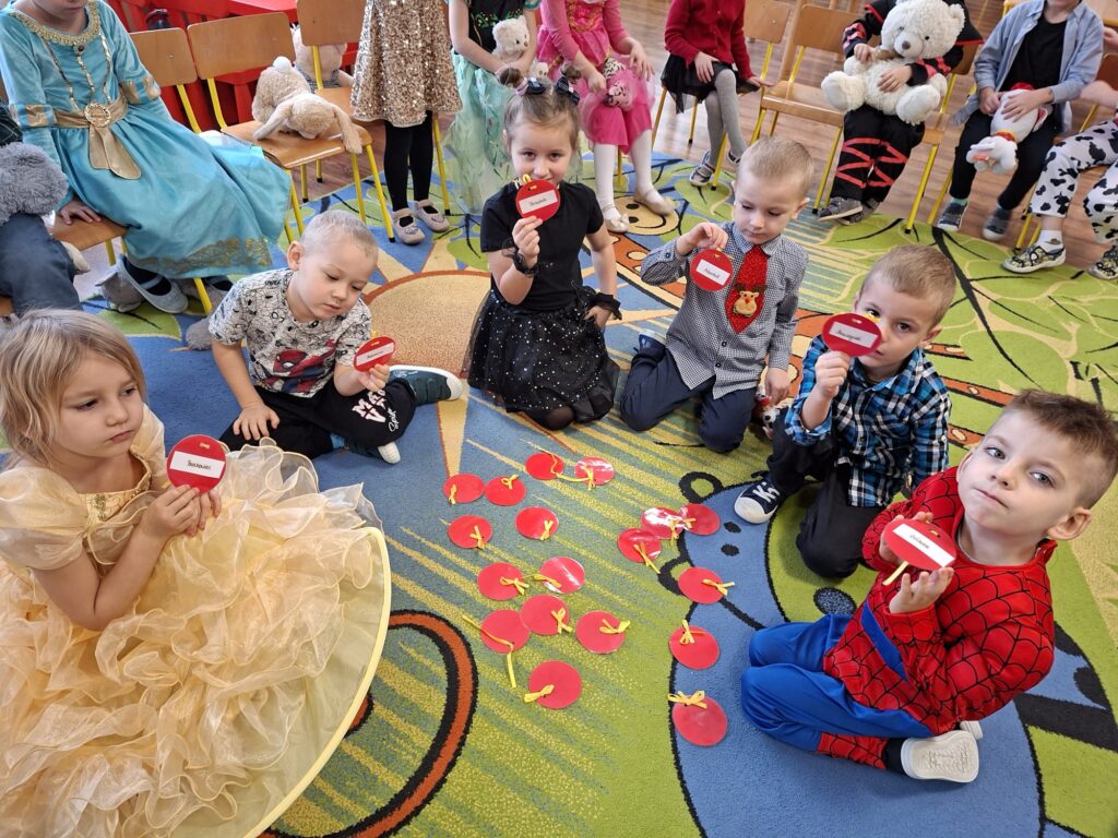 Bal Andrzejkowy w grupie "Wiewiórki".