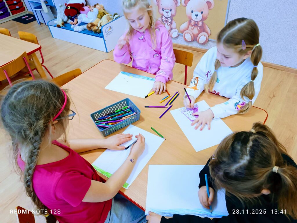 Praca pod tytułem "Bohater mojej ulubionej książki" w grupie "Motylki".