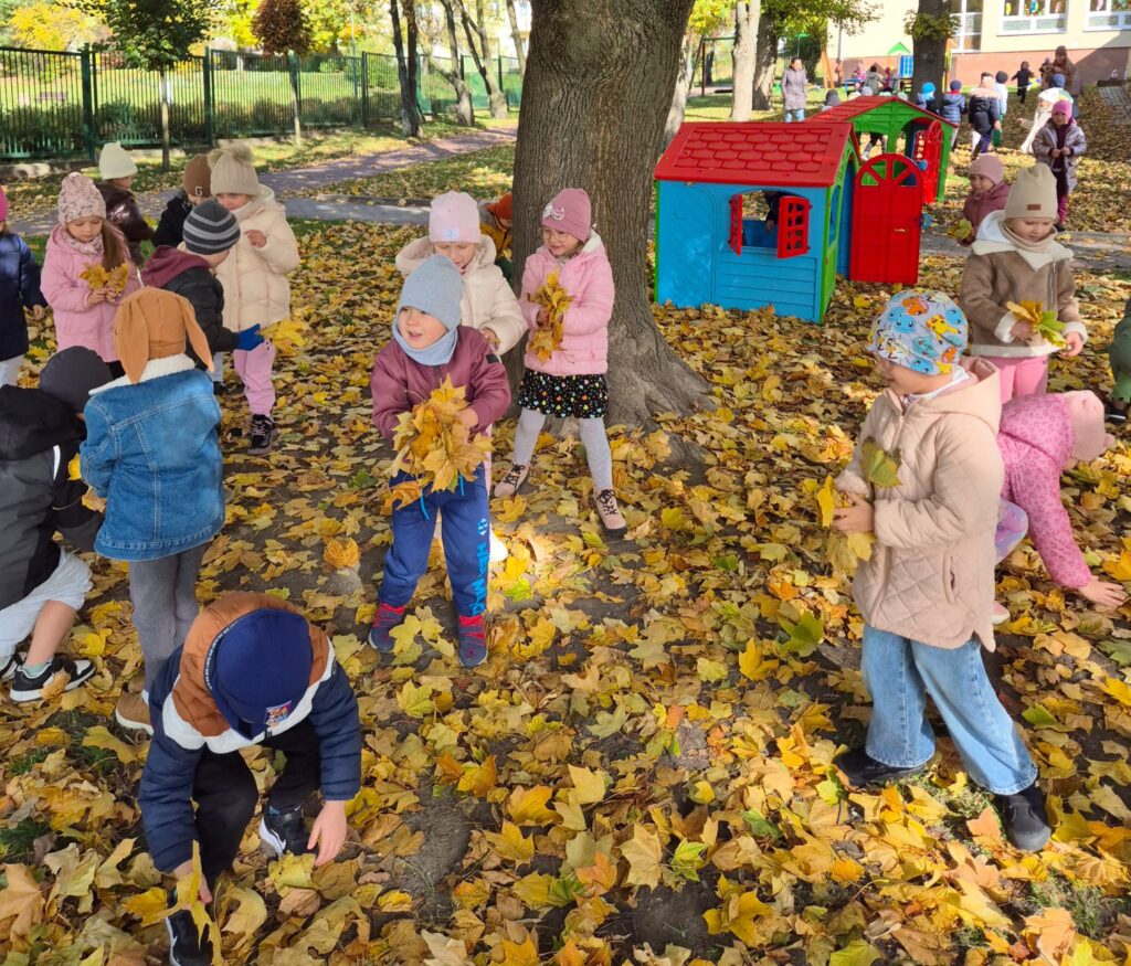 "Wiewiórki" lubią jesień.