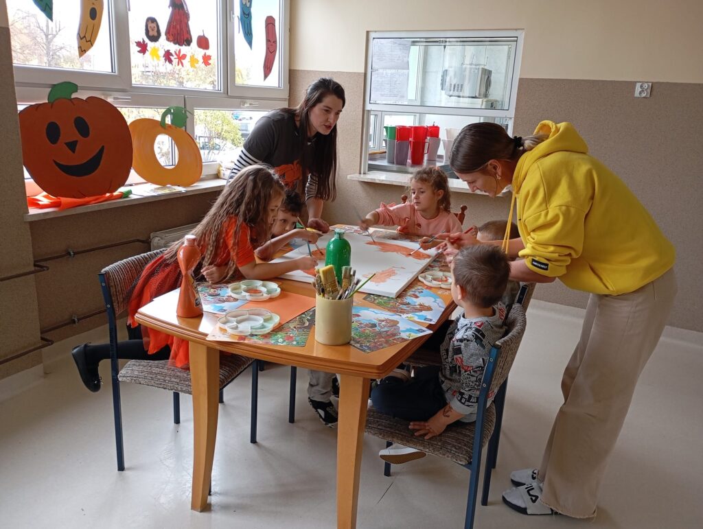 "Dyniowy zawrót głowy"-warsztaty plastyczne.