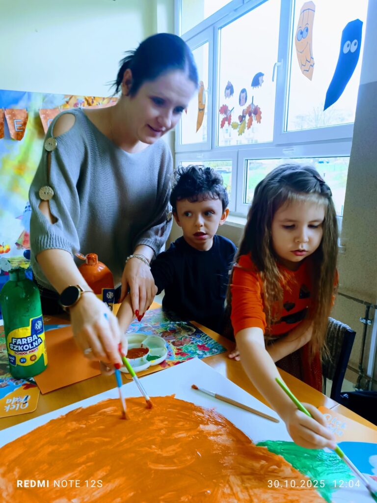 "Dyniowy zawrót głowy"-warsztaty plastyczne.