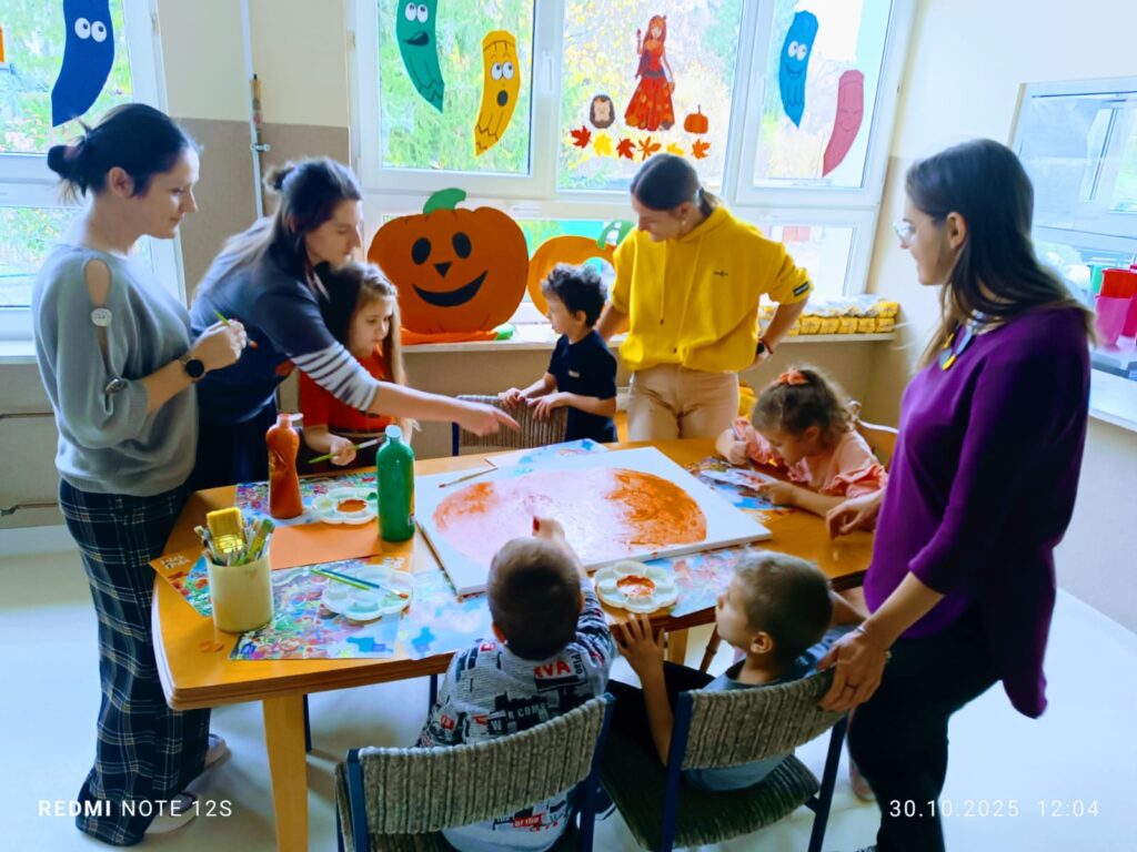 "Dyniowy zawrót głowy"-warsztaty plastyczne.