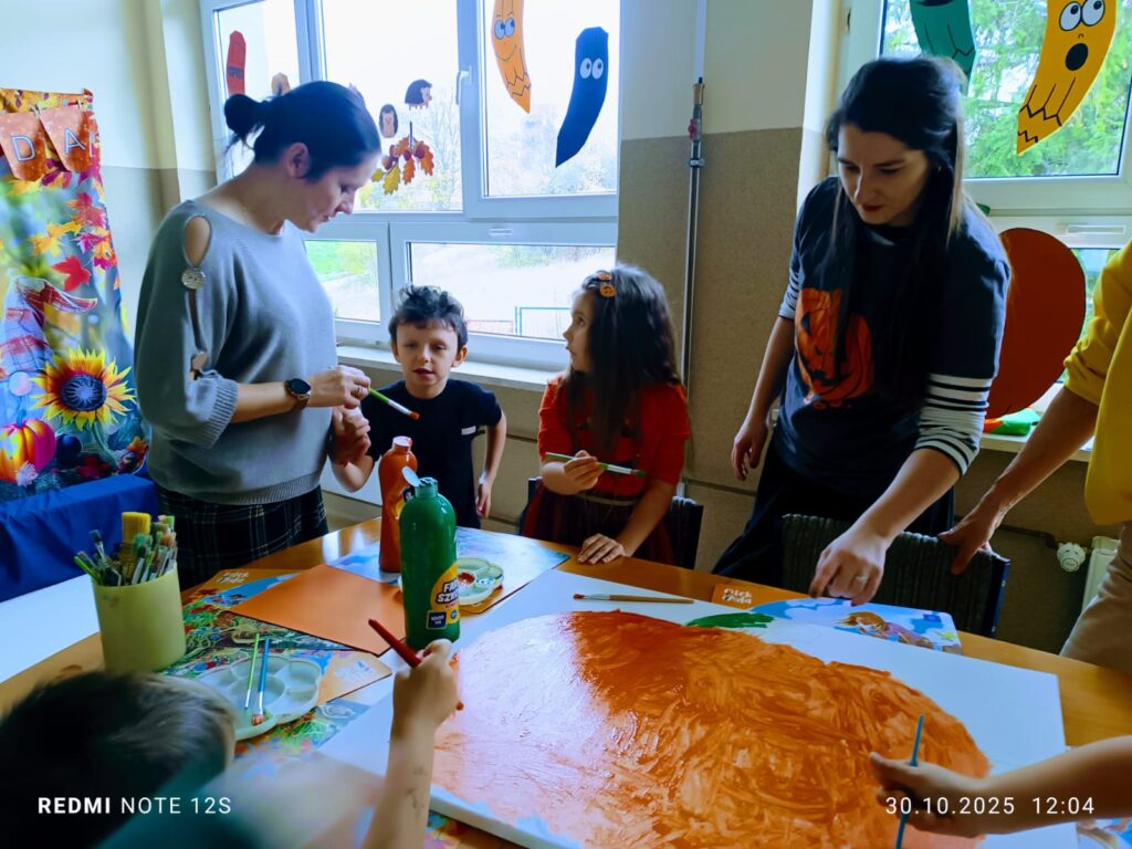 "Dyniowy zawrót głowy"-warsztaty plastyczne.