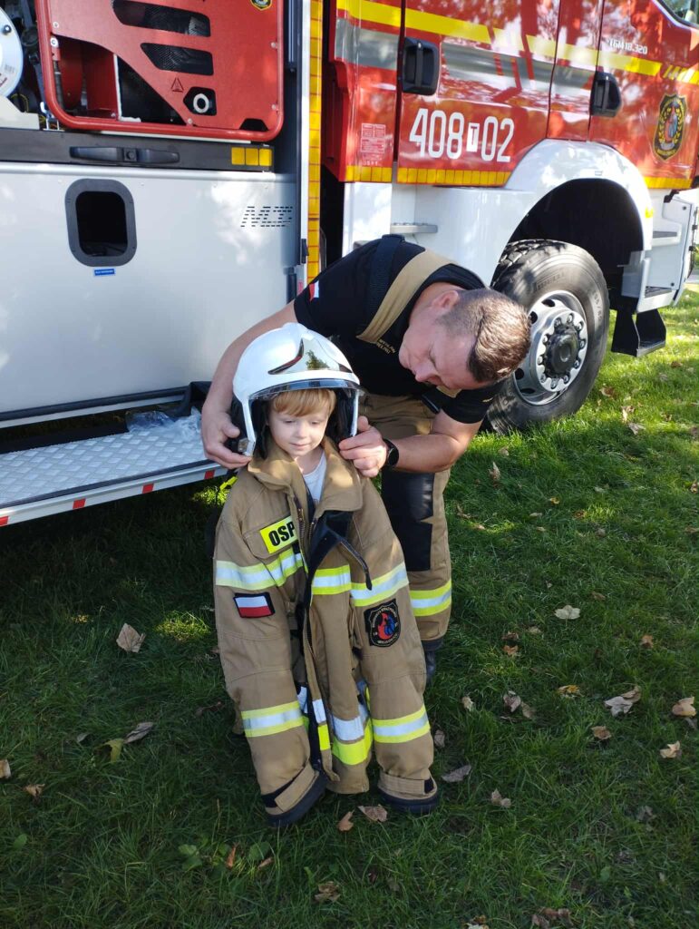 WIZYTA STRAŻAKÓW - GRUPA PAPUŻKI 