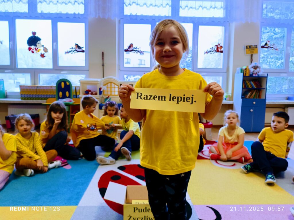 Dzieci z grupy "Motylki" obchodziły Dzień Życzliwości.