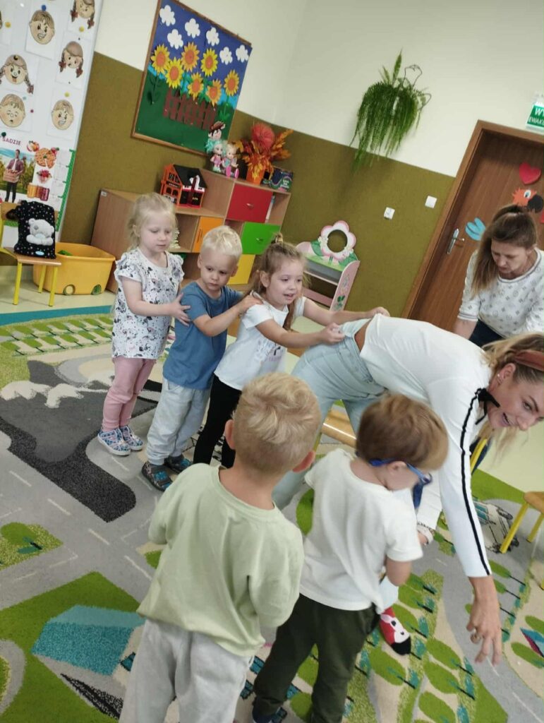 TYDZIEŃ DOBRYCH RELACJI - GRUPA PAPUŻKI