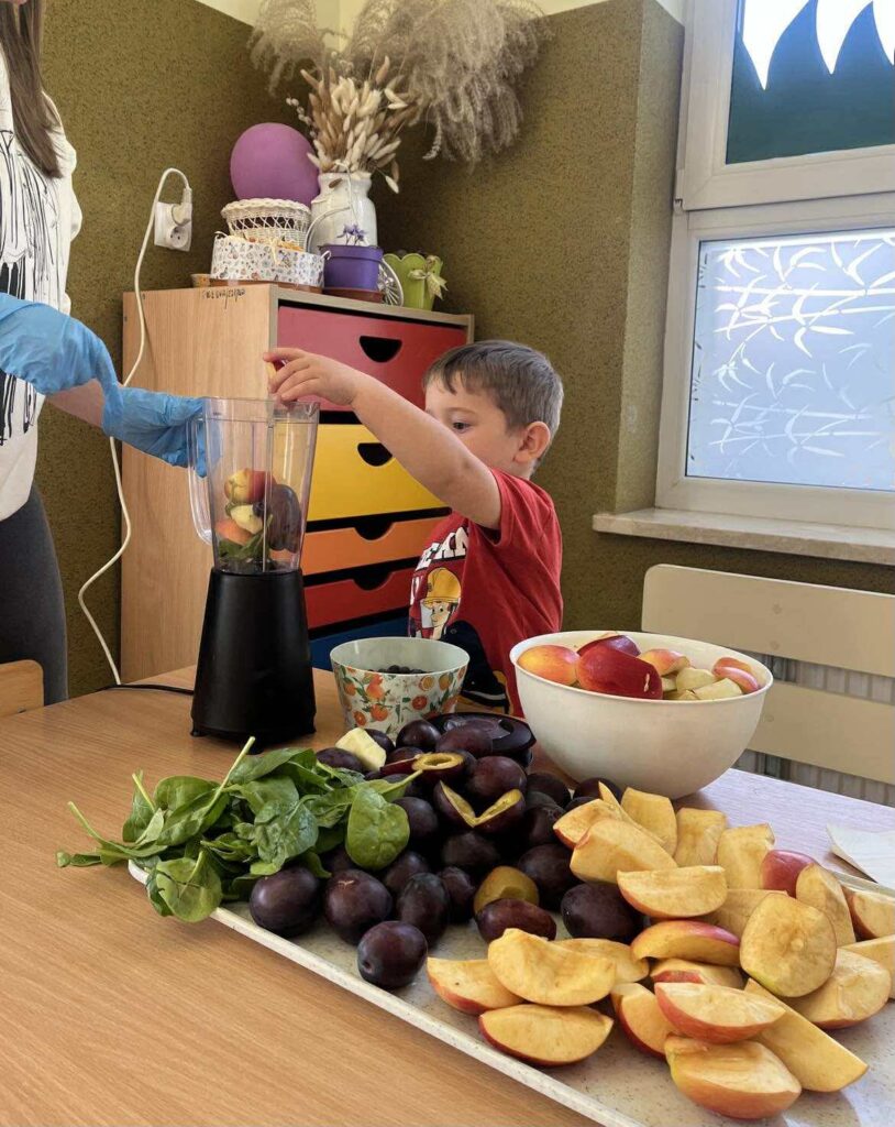 Owocowy mus grupa "Sówki''