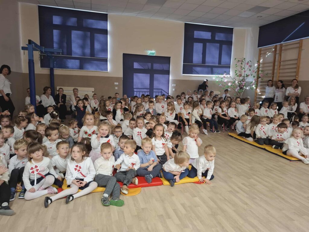 11 LISTOPADA - GRUPA PAPUŹKI 