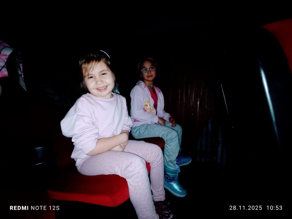 Wyjście do Buskiego Centrum Kultury na musical pt. "Magiczny Świat Pana Andersena".