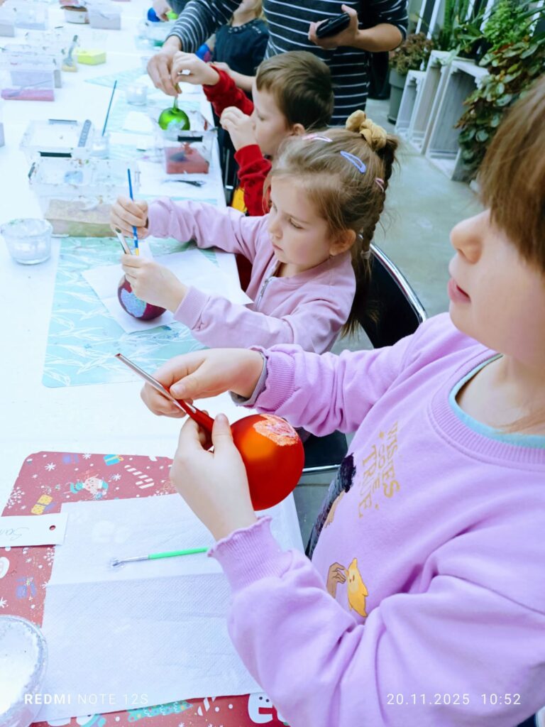 Wycieczka do Fabryki Bombek w Staszowie. Grupa "Motylki".