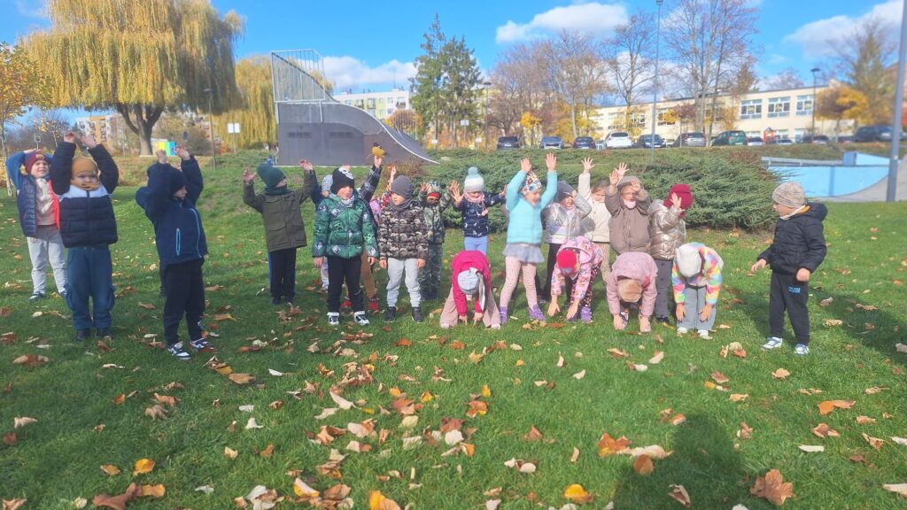 ZAJĘCIA SPORTOWE NA ŚWIEŻYM POWIETRZU