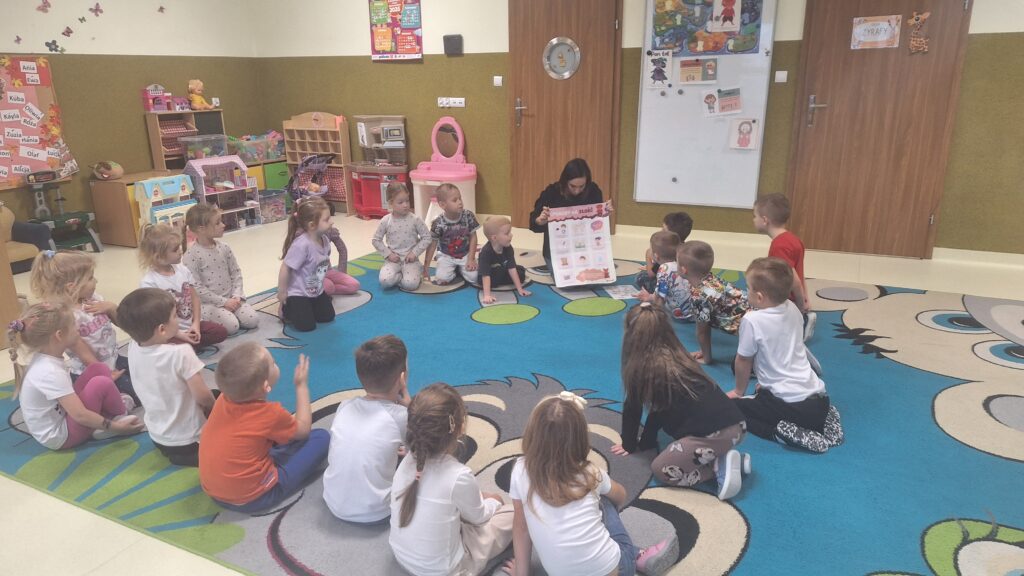 PROJEKT: "CZUCIAKI Z KRAINY EMOCJI" GNIEWEK Z WYSPY ZŁOŚCI 