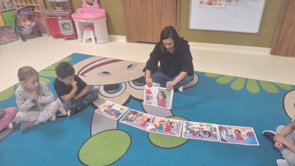 PROJEKT: "CZUCIAKI Z KRAINY EMOCJI" GNIEWEK Z WYSPY ZŁOŚCI 