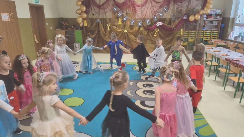 ANDRZEJKI- GRUPA ŻYRAFKI