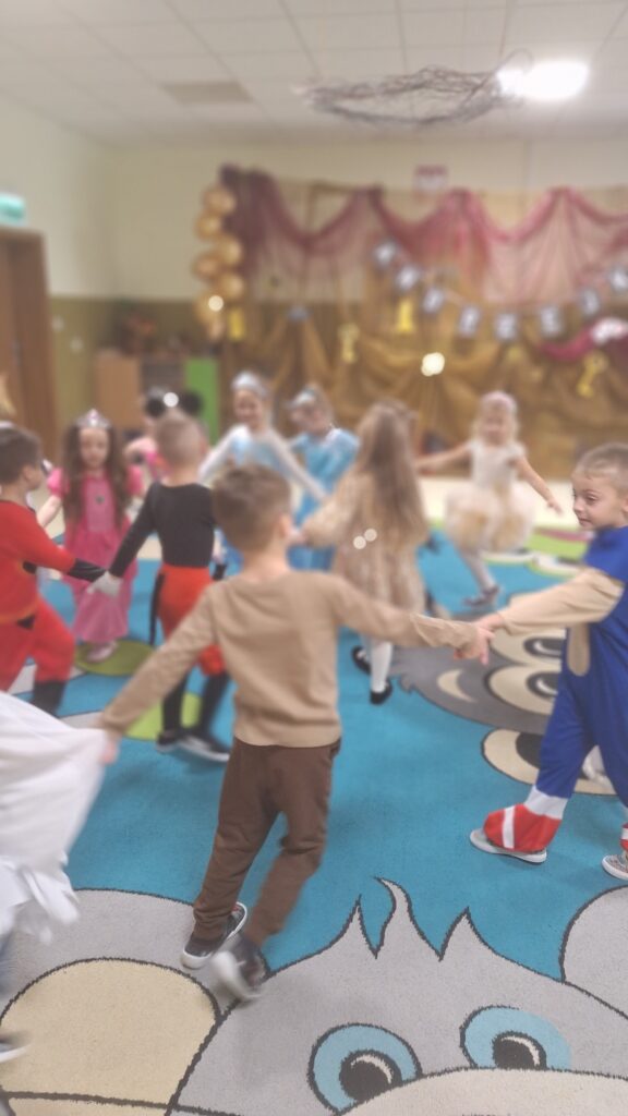 ANDRZEJKI- GRUPA ŻYRAFKI