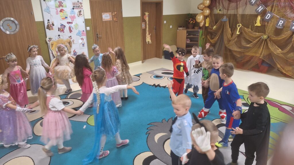 ANDRZEJKI- GRUPA ŻYRAFKI