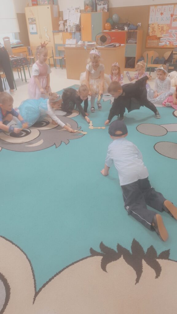 ANDRZEJKI- GRUPA ŻYRAFKI