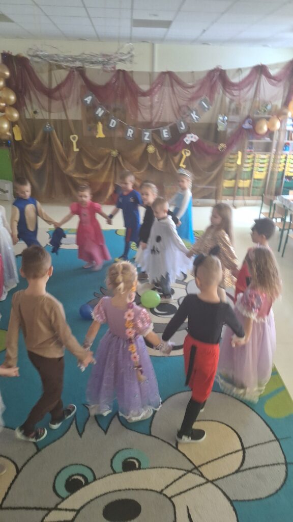 ANDRZEJKI- GRUPA ŻYRAFKI