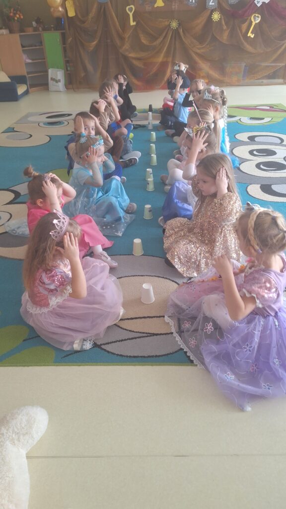 ANDRZEJKI- GRUPA ŻYRAFKI