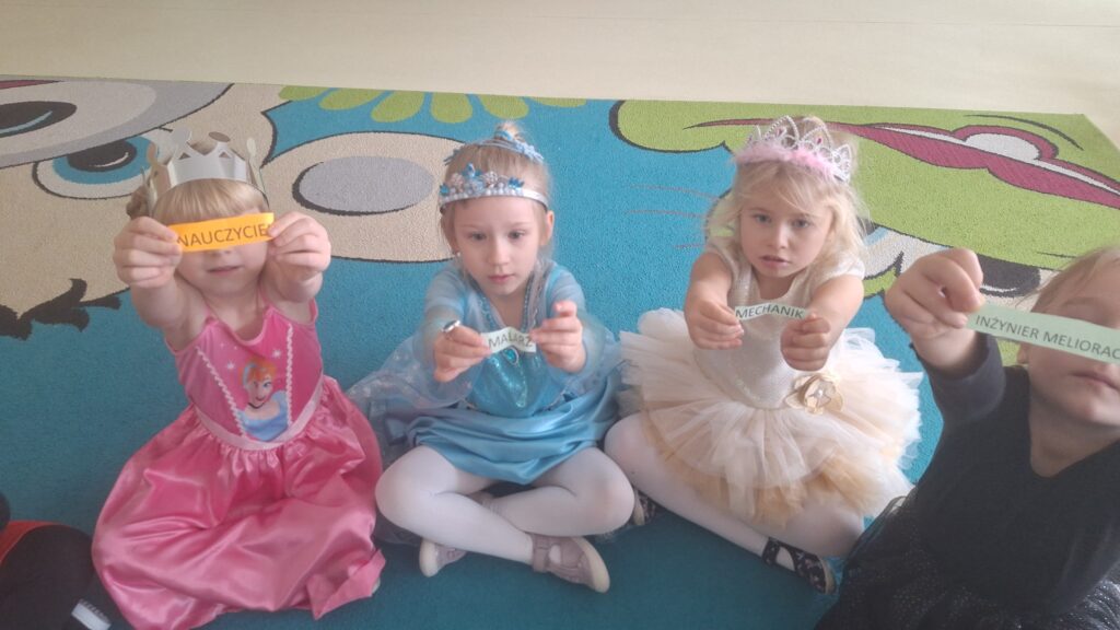 ANDRZEJKI- GRUPA ŻYRAFKI