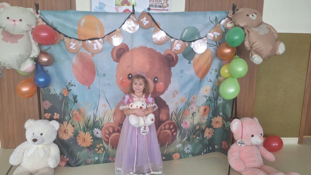 DZIEŃ PLUSZOWEGO MISIA - GRUPA ŻYRAFKI 