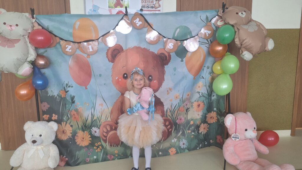 DZIEŃ PLUSZOWEGO MISIA - GRUPA ŻYRAFKI 