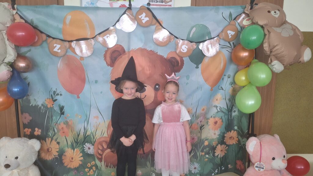 DZIEŃ PLUSZOWEGO MISIA - GRUPA ŻYRAFKI 