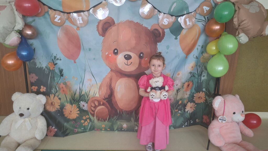 DZIEŃ PLUSZOWEGO MISIA - GRUPA ŻYRAFKI 