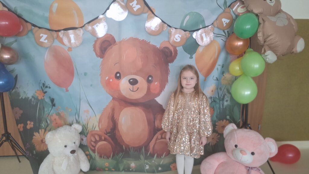 DZIEŃ PLUSZOWEGO MISIA - GRUPA ŻYRAFKI 