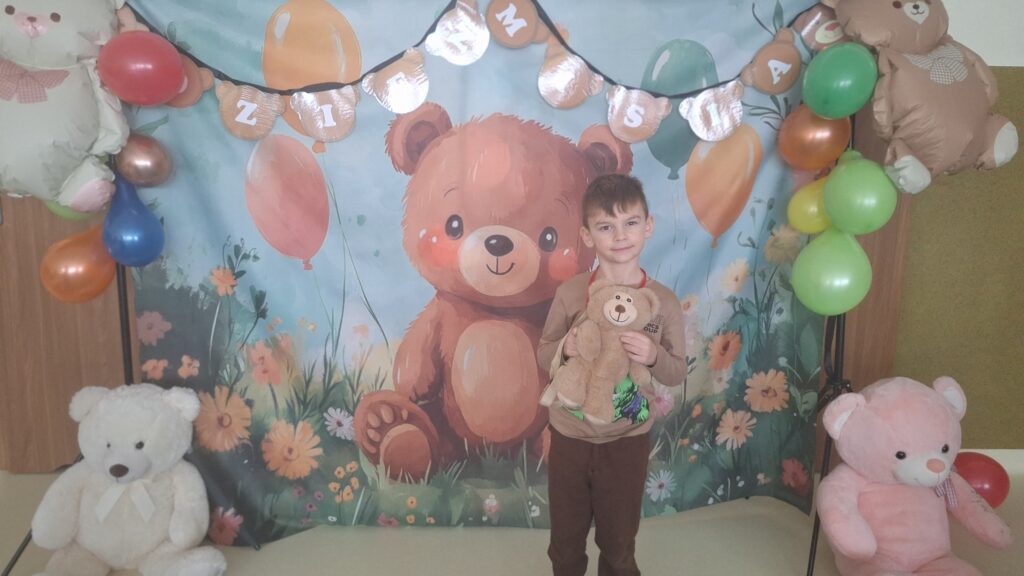 DZIEŃ PLUSZOWEGO MISIA - GRUPA ŻYRAFKI 