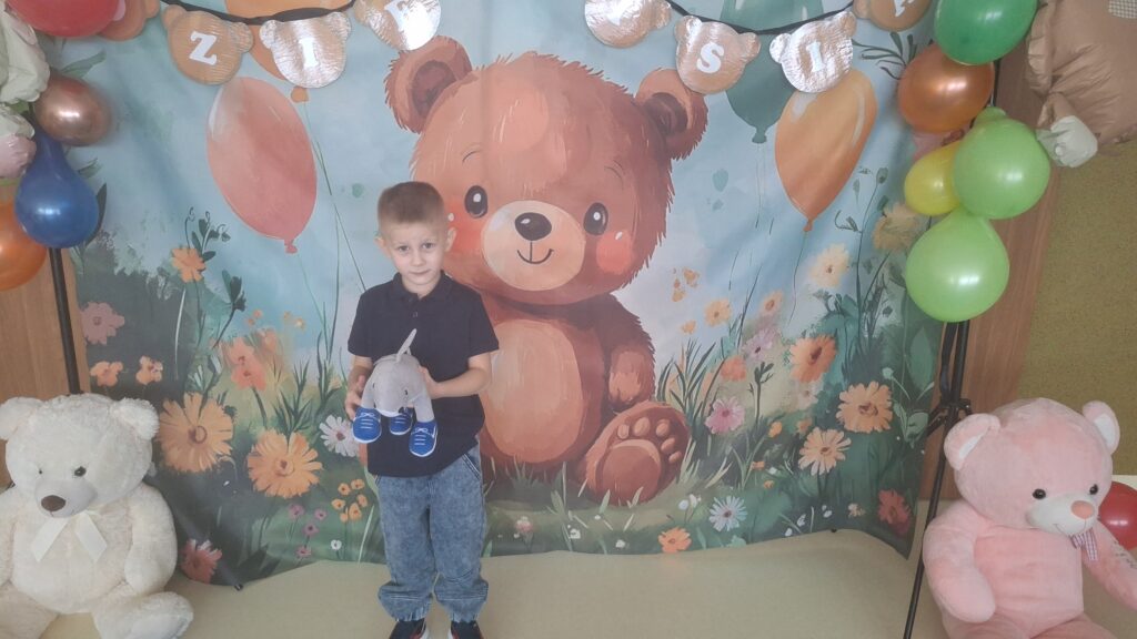 DZIEŃ PLUSZOWEGO MISIA - GRUPA ŻYRAFKI 