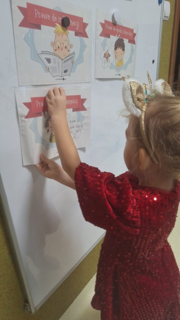 MIĘDZYNARODOWY DZIEŃ PRAW DZIECKA - GRUPA ŻYRAFKI 